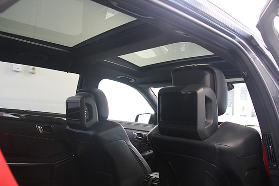 Mercedes-Benz E-Klasse 23 of 30