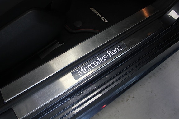Mercedes-Benz E-Klasse 19 of 30