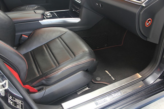 Mercedes-Benz E-Klasse 18 of 30