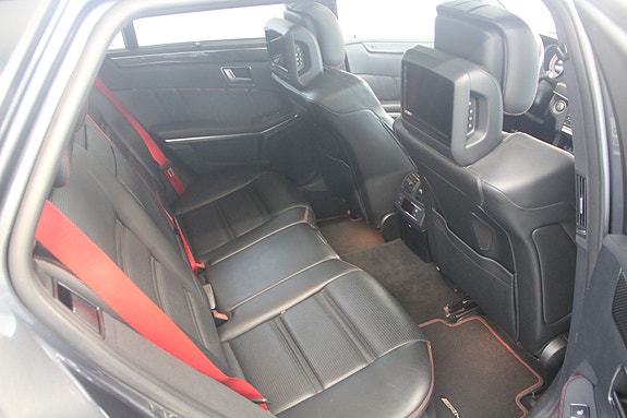 Mercedes-Benz E-Klasse 22 of 30