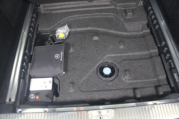 Mercedes-Benz E-Klasse 27 of 30