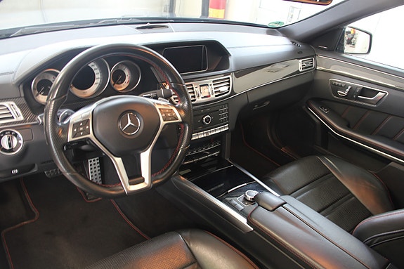Mercedes-Benz E-Klasse 15 of 30