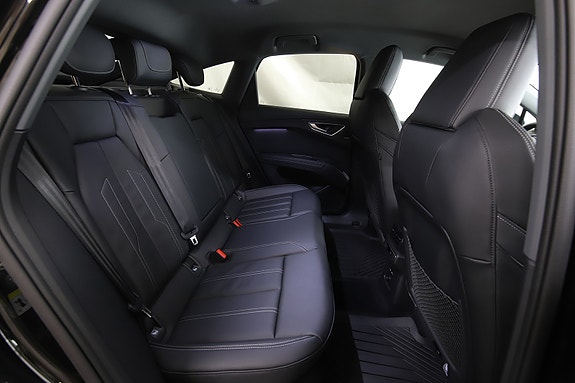 Audi Q4 e-tron 14 of 30