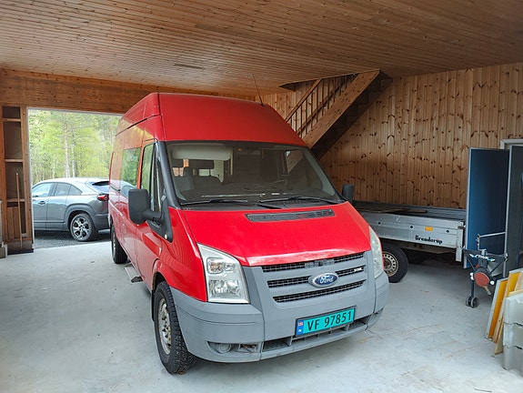 Ford Transit 350L Van 2 of 18