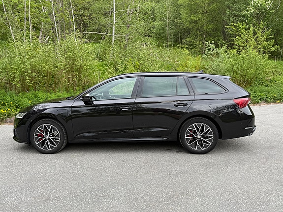 Skoda Octavia RS 4 of 5