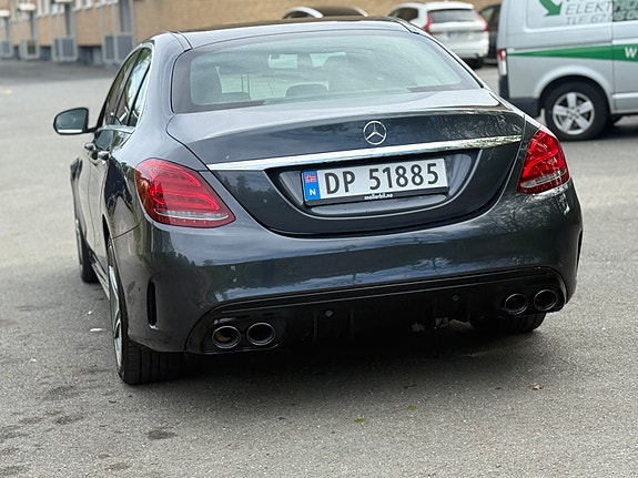 Mercedes-Benz C200 4 of 15