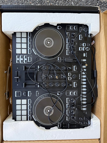 Product image 2 of 8