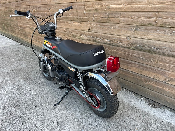 Suzuki PV 50 3 of 15