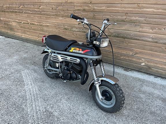Suzuki PV 50 11 of 15