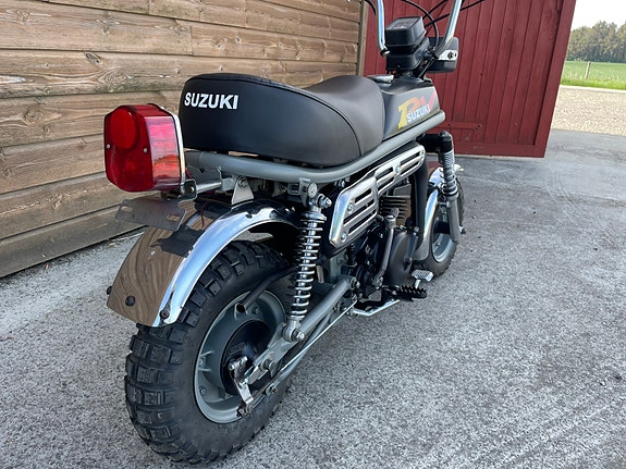 Suzuki PV 50 7 of 15