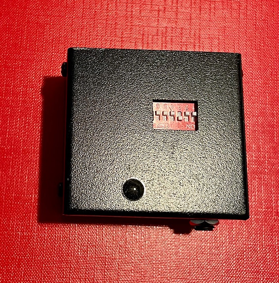 Product image 8 of 9