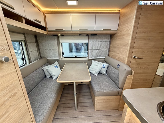 Knaus Sudwind 420 QD m/Stort kjøleskap / Stekeovn 8 of 22