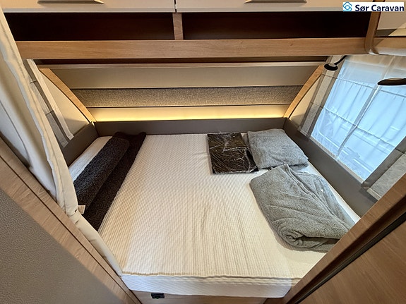 Knaus Sudwind 420 QD m/Stort kjøleskap / Stekeovn 13 of 22