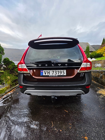 Volvo XC70 6 of 17
