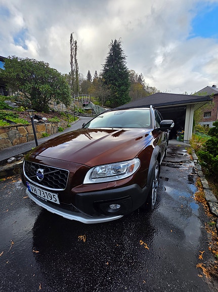 Volvo XC70 10 of 17