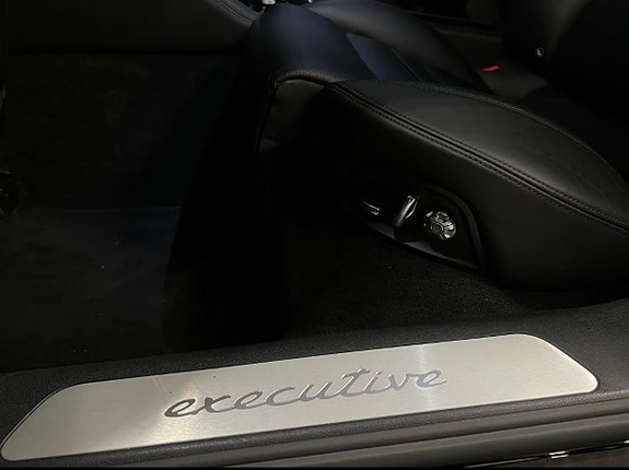 Porsche Panamera 16 of 30