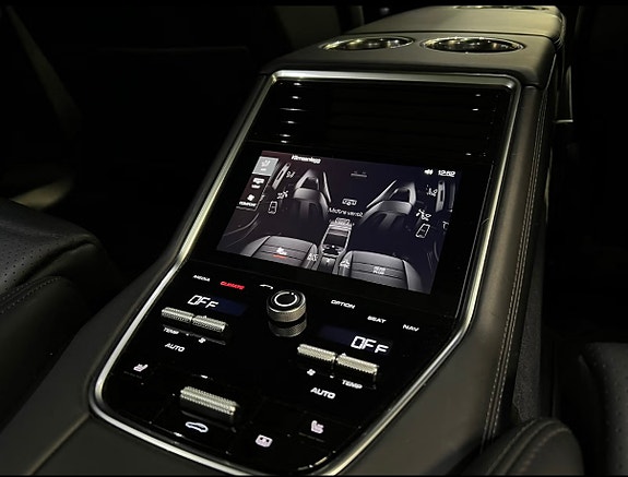 Porsche Panamera 20 of 30