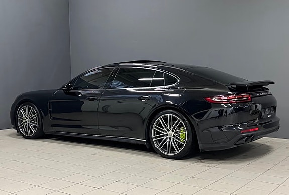 Porsche Panamera 10 of 30