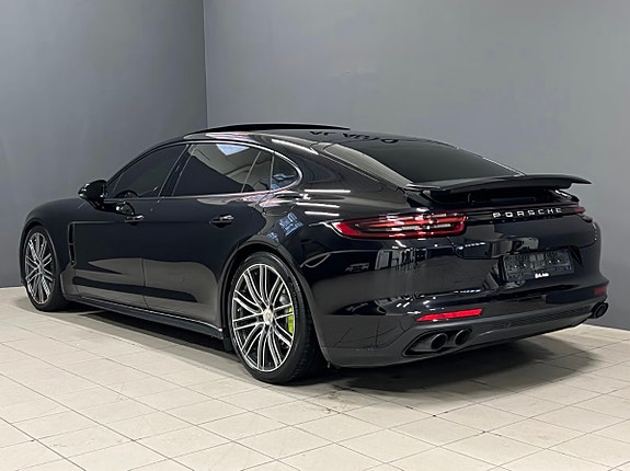 Porsche Panamera 9 of 30