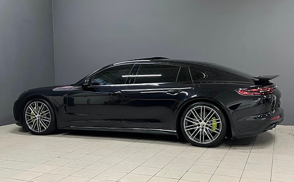 Porsche Panamera 11 of 30