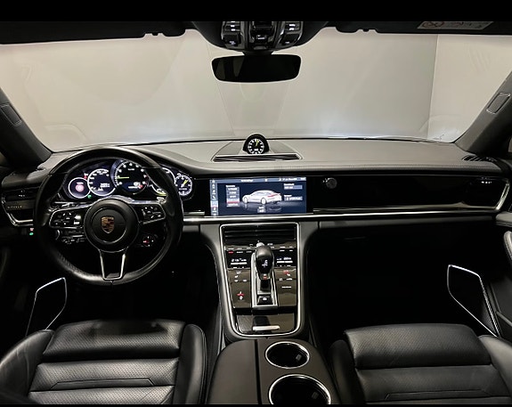 Porsche Panamera 13 of 30