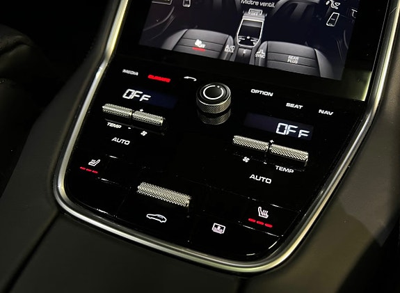 Porsche Panamera 21 of 30