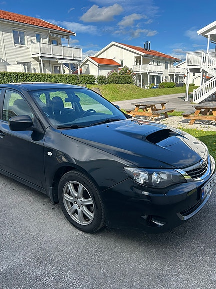Subaru Impreza 9 of 24