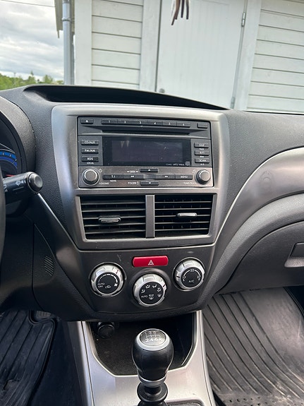 Subaru Impreza 20 of 24