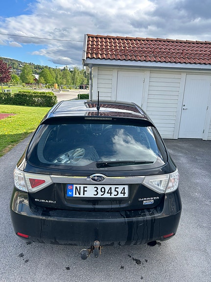 Subaru Impreza 6 of 24