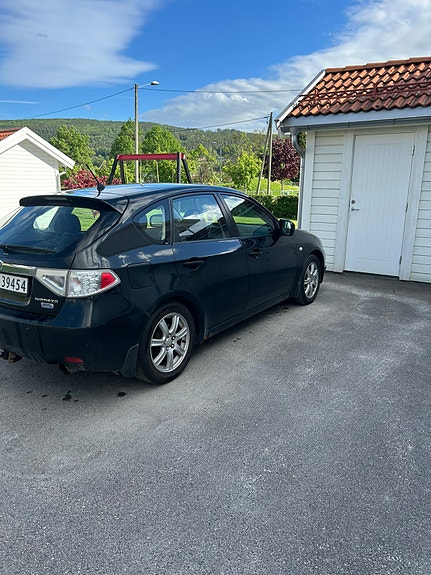 Subaru Impreza 7 of 24
