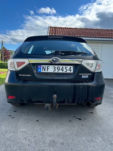 Subaru Impreza 5 of 24