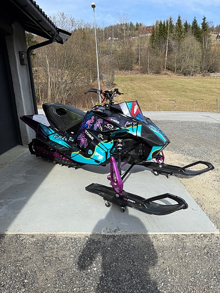 Arctic-cat ZR 600 R SX 2 of 6