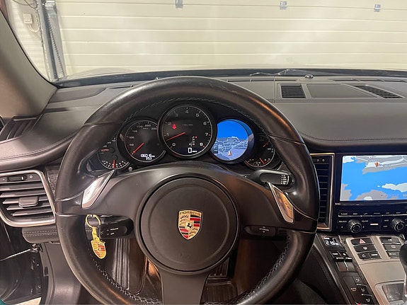 Porsche Panamera 17 of 29