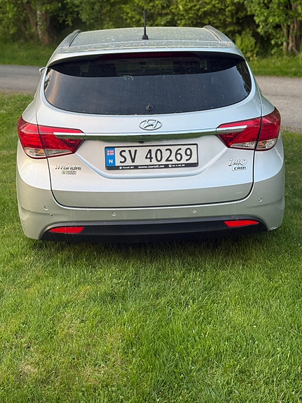 Hyundai i40 4 of 5