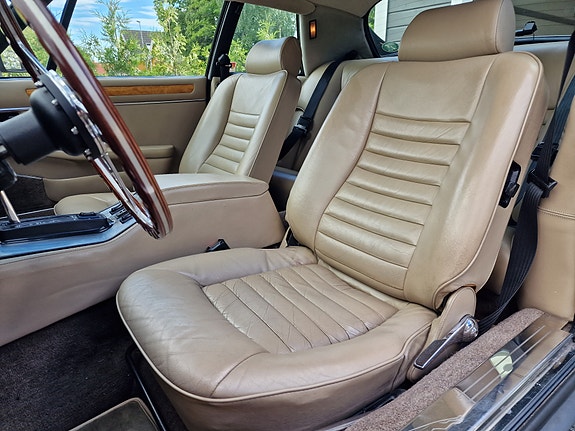 Jaguar XJS 7 of 13