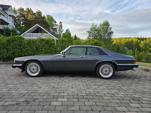 Jaguar XJS 4 of 13