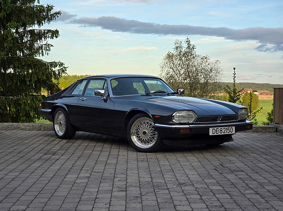 Jaguar XJS 2 of 13