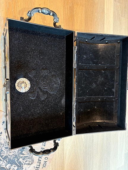 Product image 9 of 9
