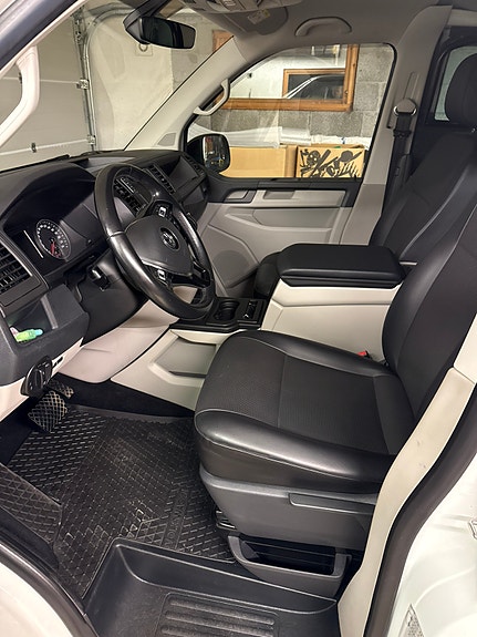 Volkswagen Transporter 28 of 30