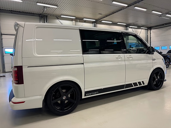 Volkswagen Transporter 7 of 30