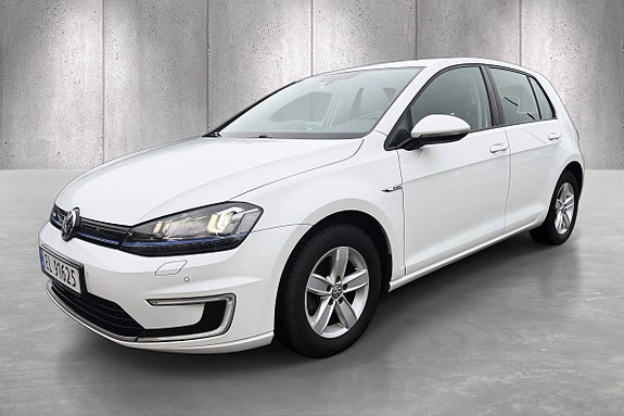 Volkswagen e-Golf VII 3 of 5