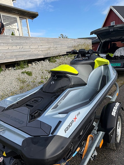 Seadoo RXP X RS325 11 of 13