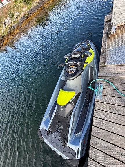 Seadoo RXP X RS325 10 of 13