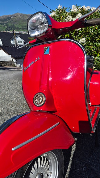 Vespa Super Sport 6 of 8