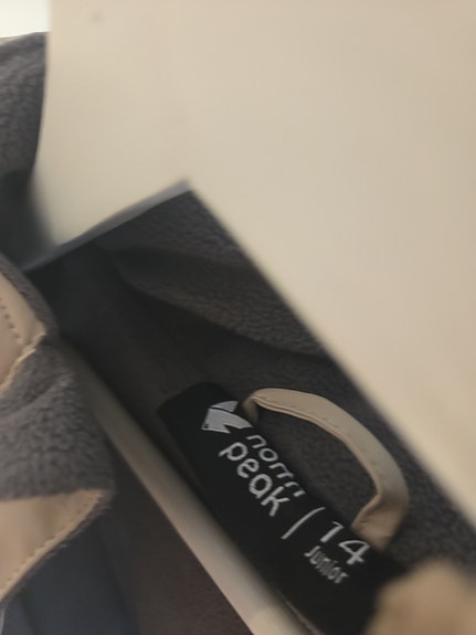 Product image 3 of 9