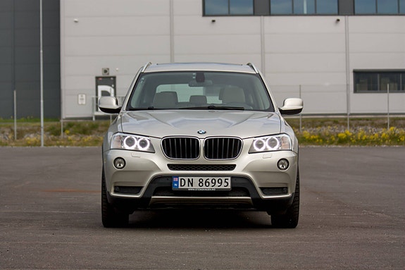 BMW X3 2 of 28