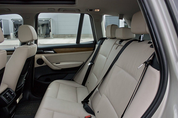 BMW X3 21 of 28