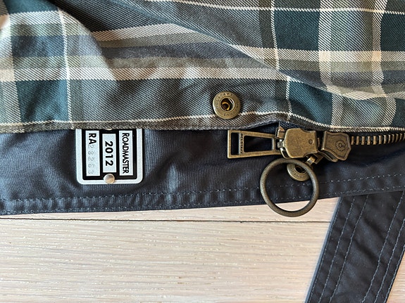 Product image 8 of 9