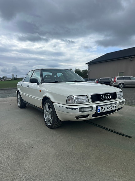 Audi 80 2 of 5