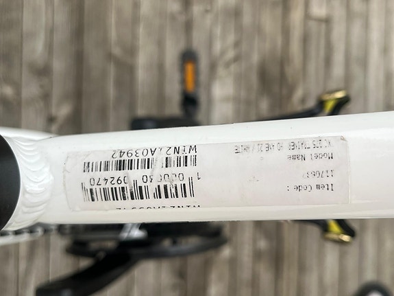Product image 9 of 9